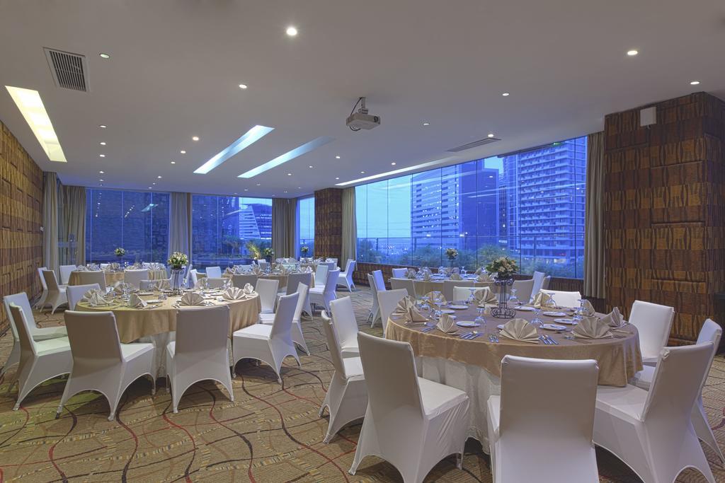 Acacia Manila Hotel